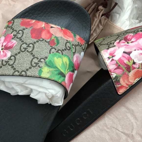 Gucci Shoes - Gucci Supreme Blossom Slides NWT Floral Never Worn